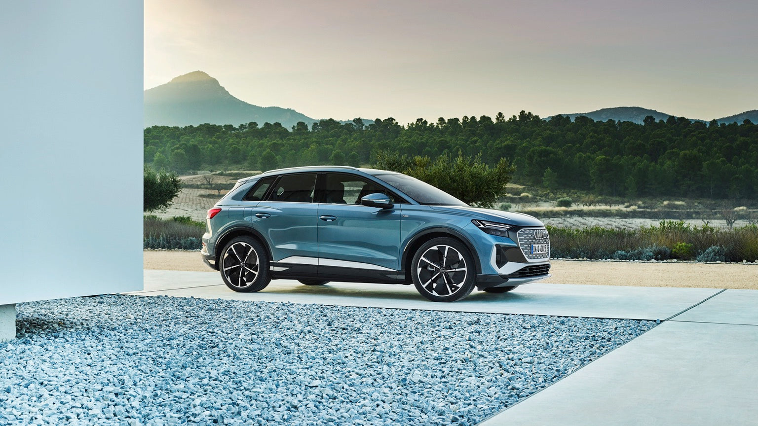 Audi Q4 e-tron 40 Maße & Gewicht Alle Details