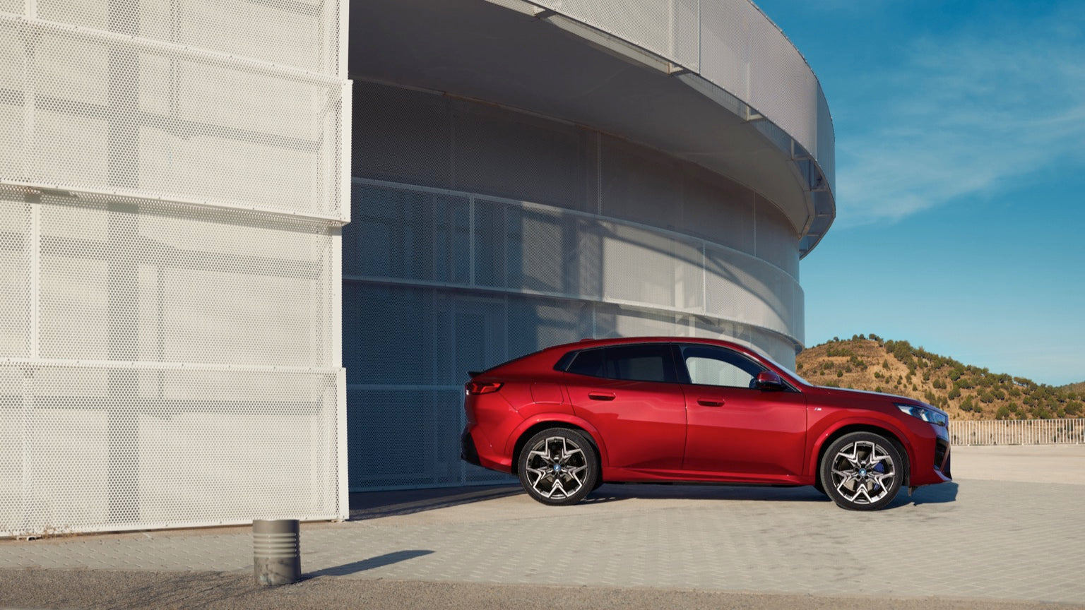 BMW iX2 eDrive20 (MY26) Ladeleistung alle Details