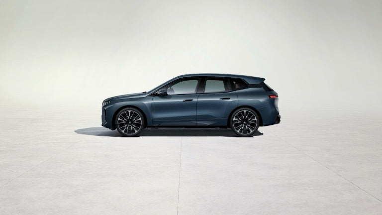 BMW iX xDrive 45: Technische Daten - Details & Vergleich