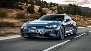 Audi e-tron GT Gummimatten – Premium-Schutz mit sportlicher Eleganz (EV Essential)