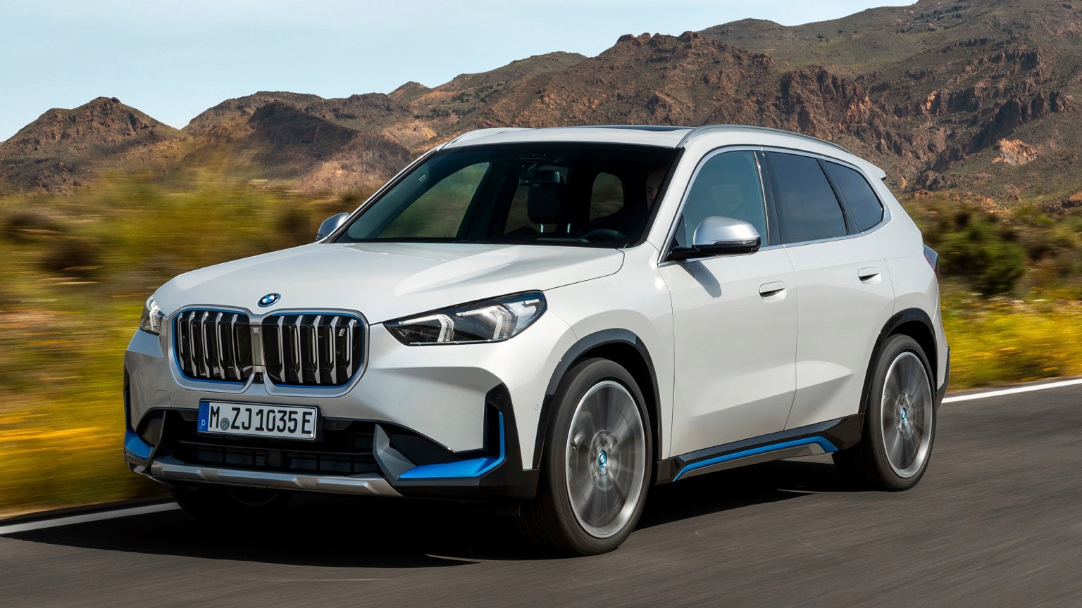 BMW iX1 Gummimatten – Premium-Schutz mit Stil (EV Essential)