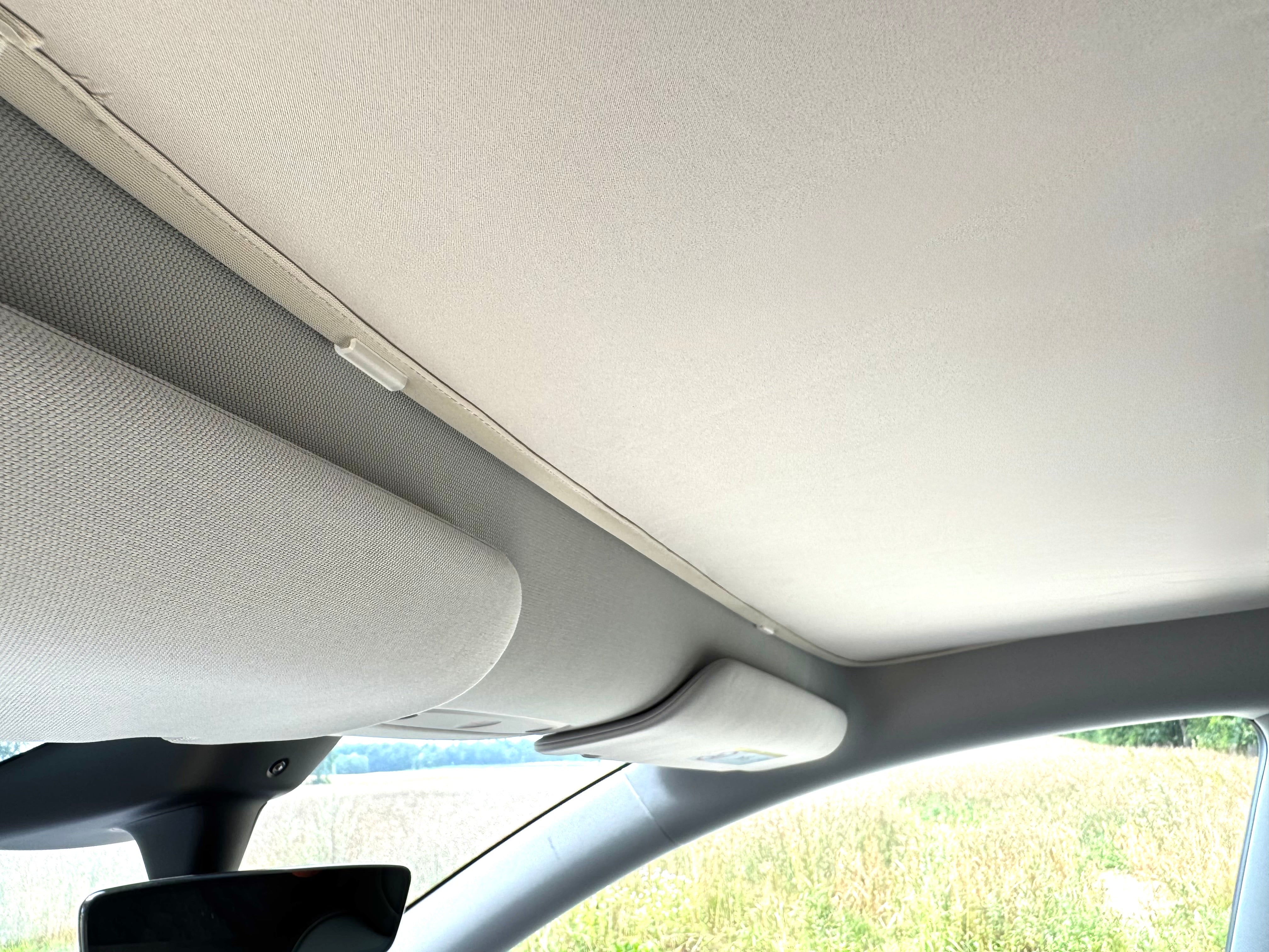 Tesla Model Y Juniper Sonnenschutz-Set mit UV-Schutz (Glasdach + Windschutzscheibe faltbar)