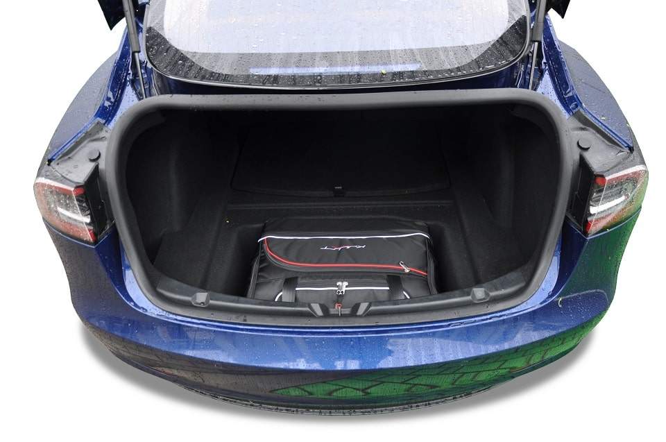 Taschenset exklusiv für Model 3
