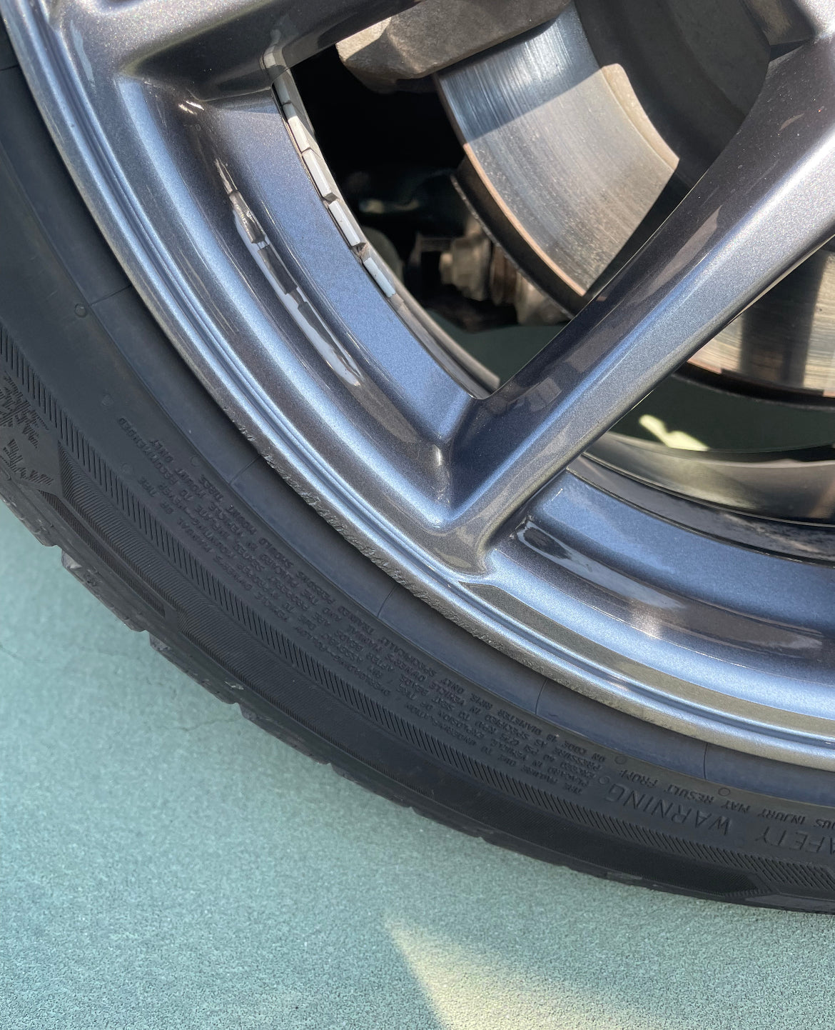 Tesla Model Y Lackstift für 19 Zoll Gemini Felge (Silber)