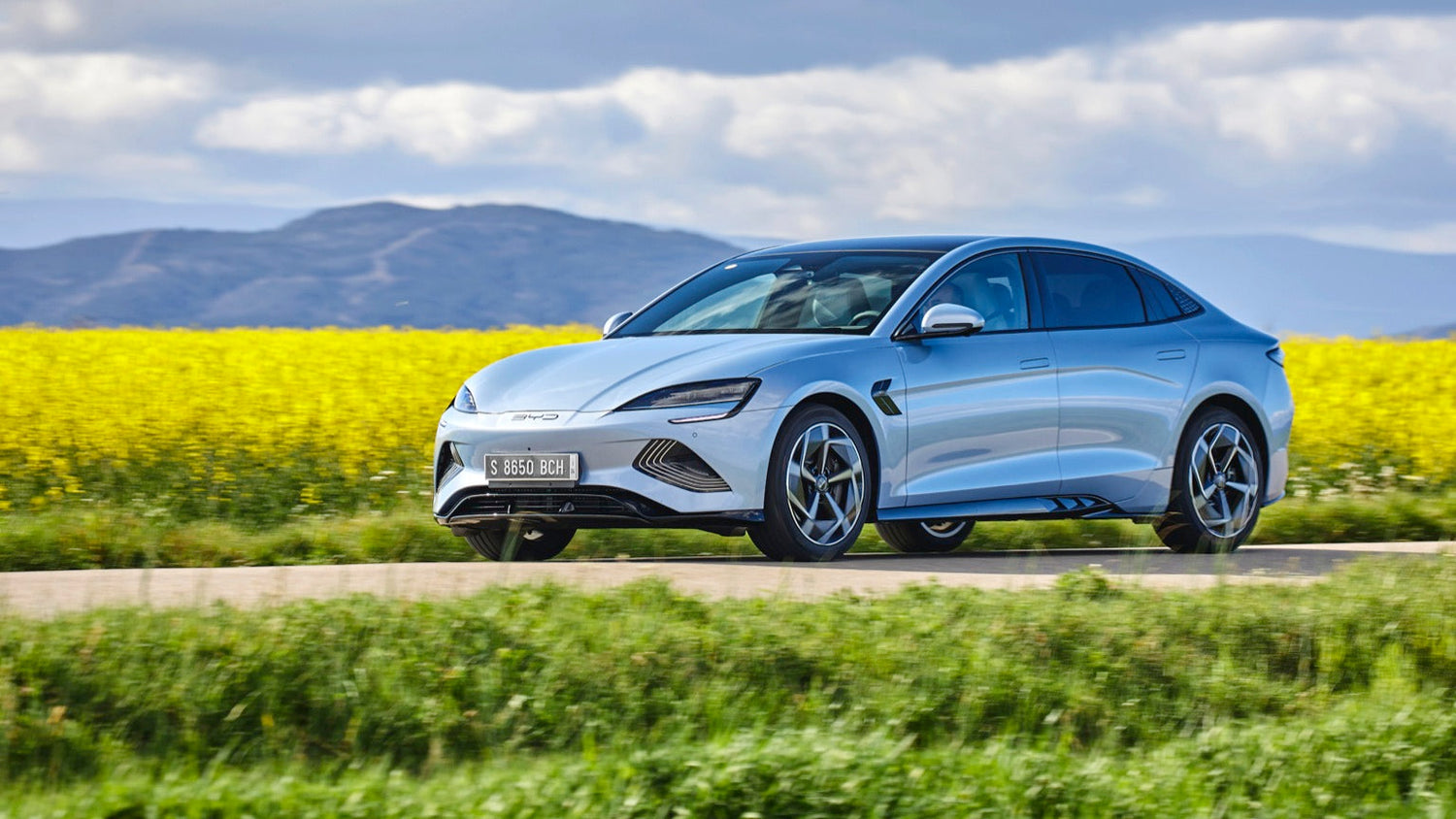 Pkw-Neuzulassungen September 2025: Elektroautos mit starkem Zuwachs