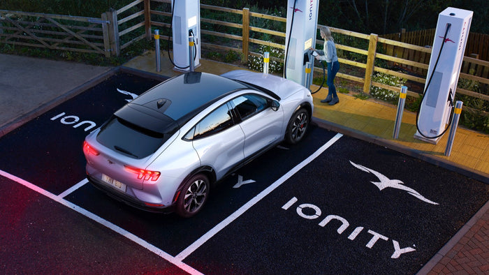 Ford Mustang Mach-E Standard Range Bidirektionales Laden Alle Details