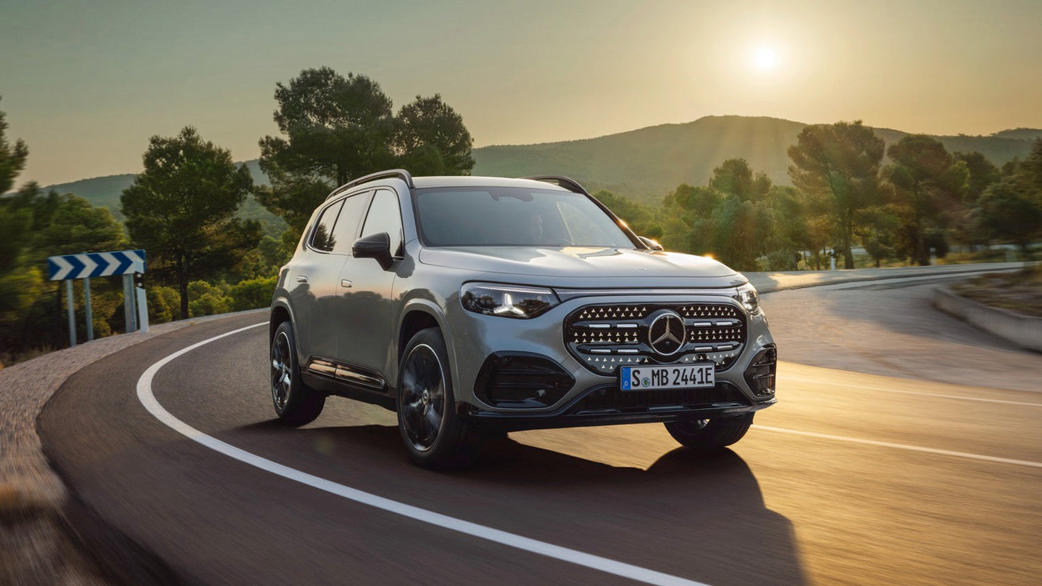 Mercedes-Benz GLB 250+ 85,0 kWh ISOFIX Befestigung alle Details